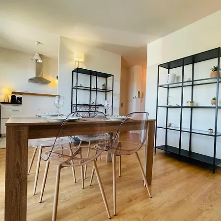 Apartment Beautiful Modern With Its Terrace At The Gates Of Tours